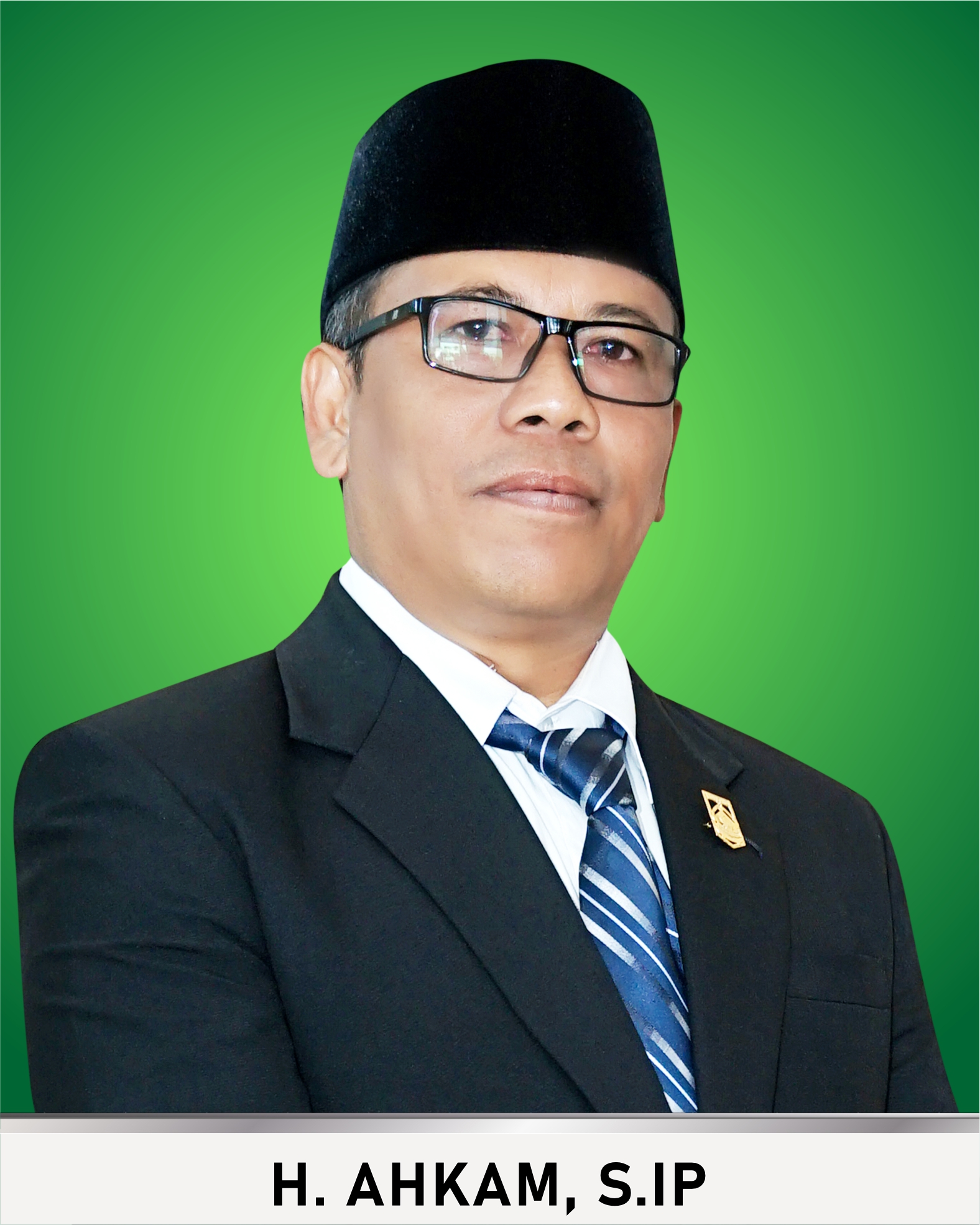 H. AHKAM, S.IP
